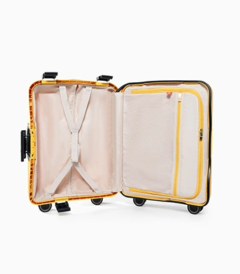 Interior totalmente forrado