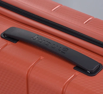 Asas superior y lateral con agarre suave y ergonómico