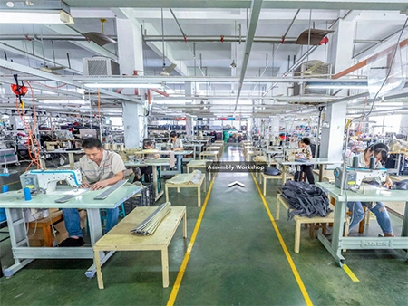 Taller de accesorios (Asas telescópicas y fijas, ruedas)